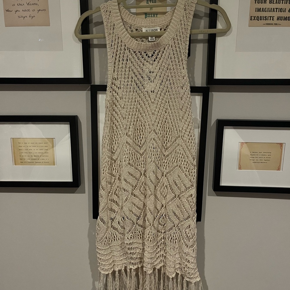 Tunic - Picture 3 of 7